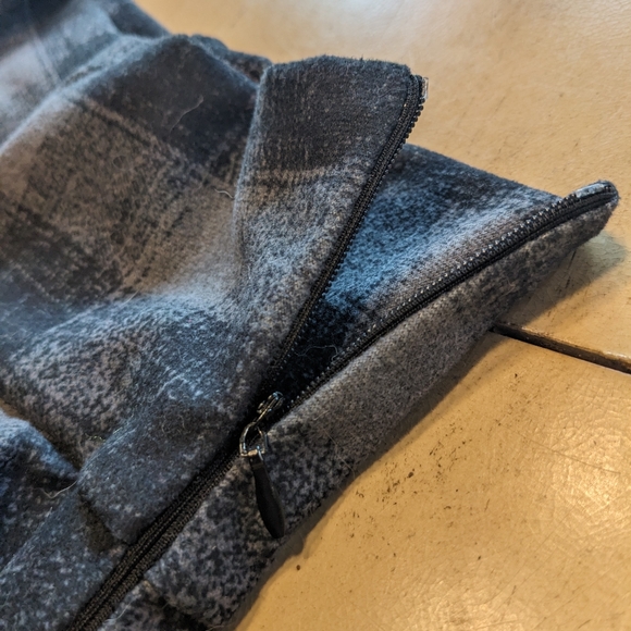 Plaid soft mini skirt - Picture 5 of 8